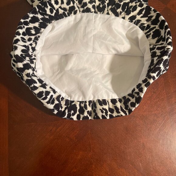 Pippa & Julie Baby Girls Leopard Print Dress W/ Red Flower Sz 12M - Picture 8 of 8